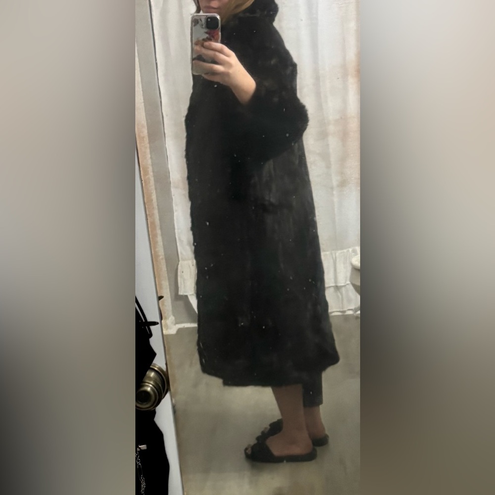 Vintage Saga Mink fur/ Outwear dark brown mink Coat/women size LG-XL (11) - Picture 11 of 17